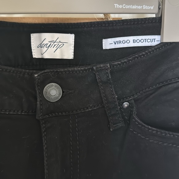 Daytrip Black Denim from Buckle, Sz 26L (see description!), Excellent Condition. - Picture 2 of 6